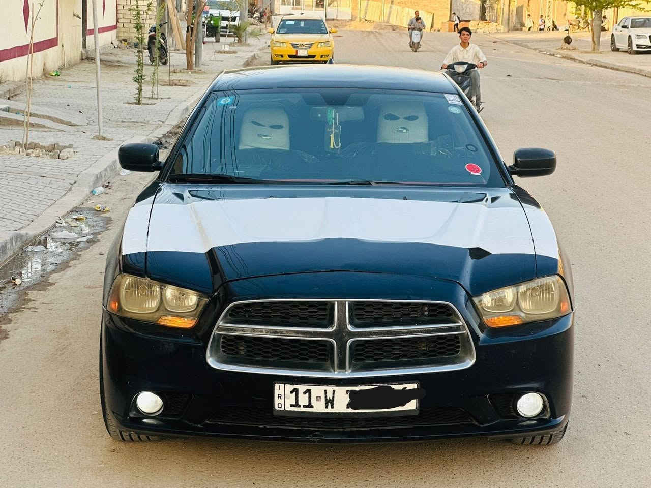 *********** الهم صلي على محمد وآل محمد سلام عليكم للبيع جارجر الون ازرق نيلي 2012 اصل رقم بغداد الدولي مشروع وطني راعيه جاري تحويل ثاني يوم مكينه 3,600 مواصفات سياره عاديه كير عصا شاشه زغيره منظومه زنون ارضيه جلد كشنات مخمل قطعه وحده كلير فقط مكفوله مكينه كير حداده تخم تاير تبريد تدفيه اكسل كفاله سياره جديده جاهزه مال جناي بالعافيه الي ياخذه سعر 128بيه مجال قليل مكاني بصره قضاء المدينه ***********شراي يخابر وخادم بيع او مراوس حسب القناعه
