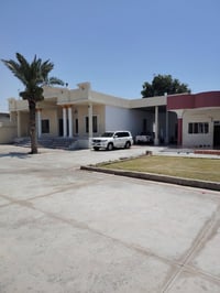 2011 GXR  الاستفسار  07708123765