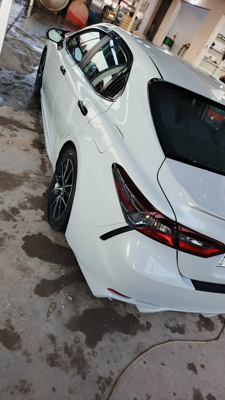 كامري se  موديل ٢٠٢٤
حادث دعاميه فقط بدون ايرباك بدون دواخل بيها مبدل بنيد امريكا
صور الضرر مرفق بالمنشور
سياره حلوه وجديده حيل 

ماشيه 90 الف مشي امريكا

السعر230 وبيها مجال
مرقمه سليمانيه بسمي
للاستفسار الاتصال***********
مكان السياره ديالى جلولاء
