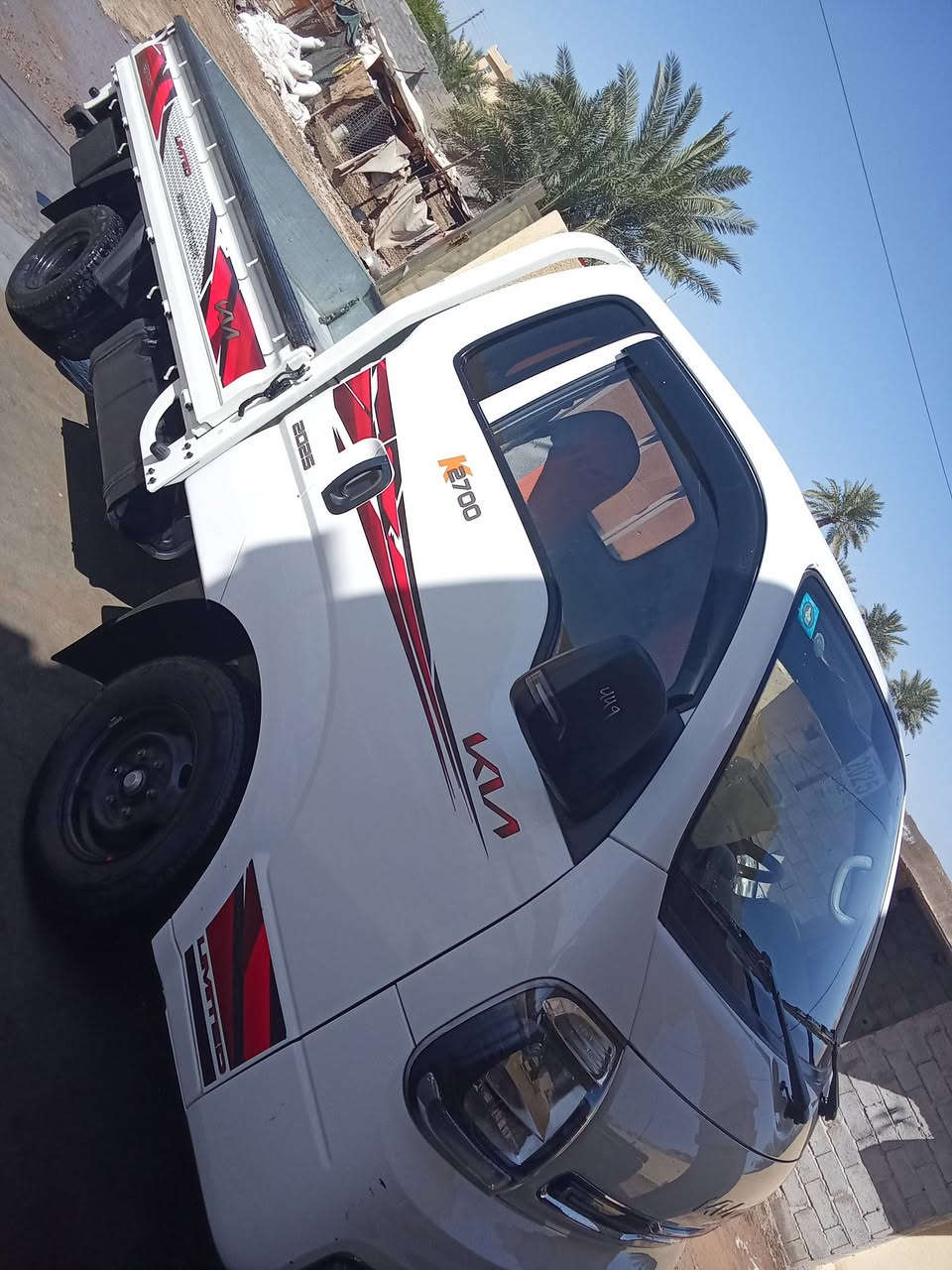 السلام عليكم كيا 25 160 وبيها مجال شيء بسيط ***********
