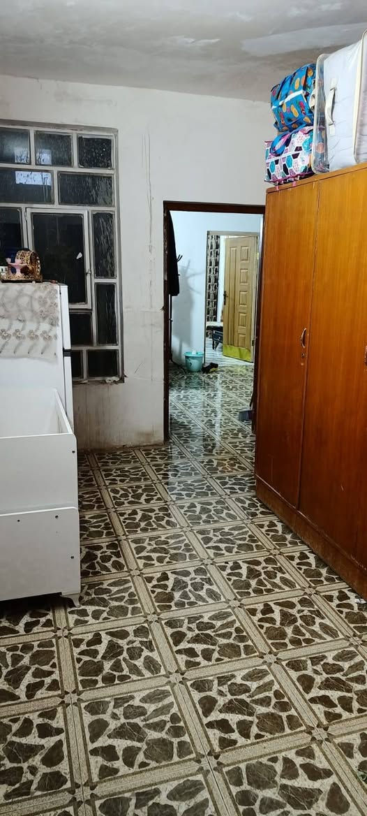 بيت البيع منطقت اكميره الفحامه قرب الجزيره السياحيه شارع الحاجه فضيله مساحت البيت 125مترنوع العقار سند 25البيت يحتوي على 4قرف نوم وصحياتالسعر95مليون وبي مجال اخوكم محمدالنداوي بغداداكميره ***********
