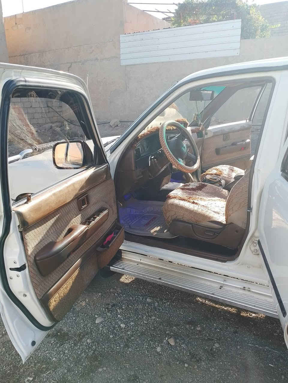 سياره لندكروز رنه للبيع شرط من دعاميه الي دعاميه كير محرك شرط طخم تاير جديد صدر جديد شرط تحويل رقم نينوى الماني بسمي *********** الموقع الموصل
