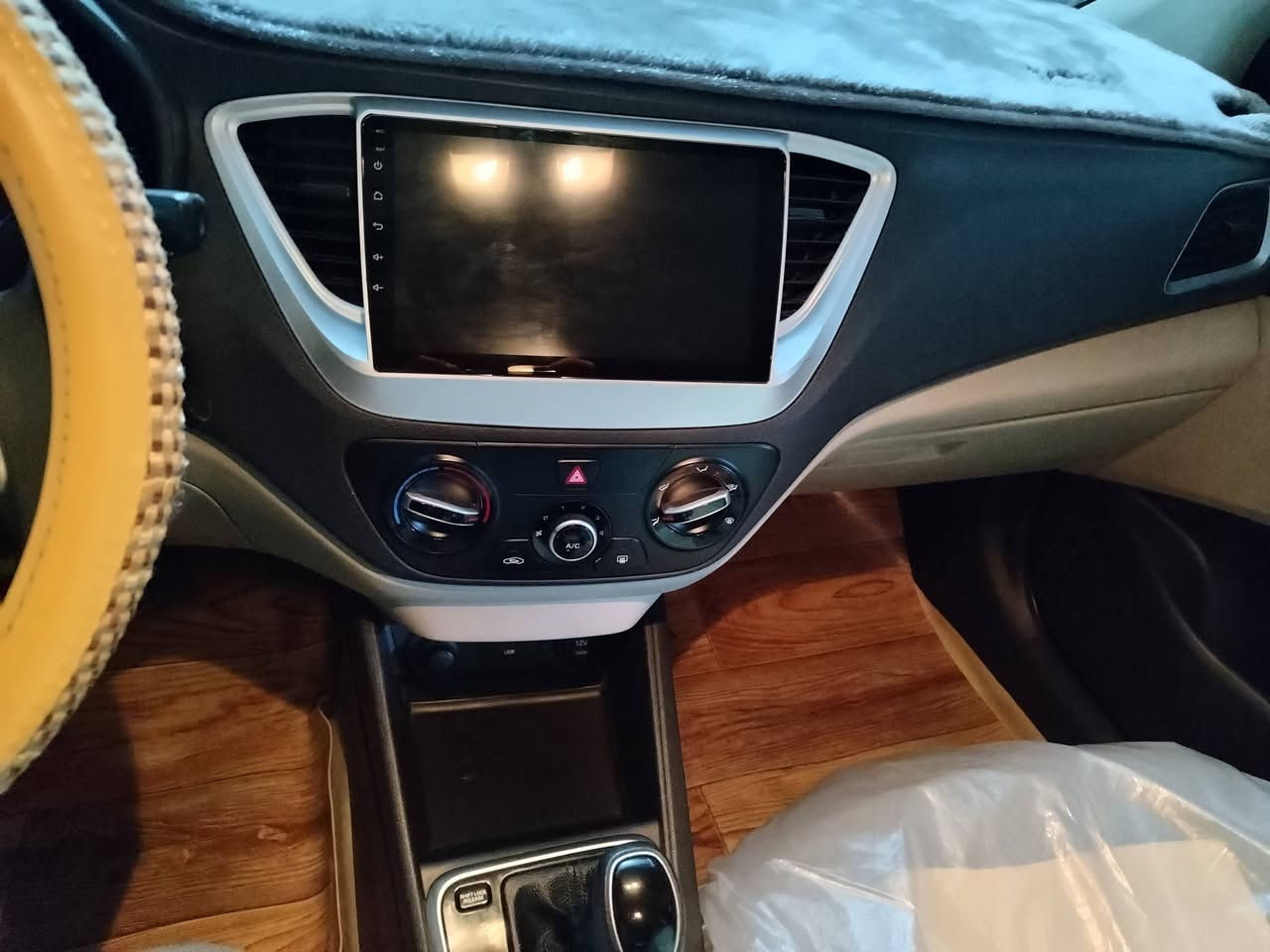 اكسنت ٢٢ ماشيه ٣٧ السيارة كفاله العنوان بصره ازبير ***********
