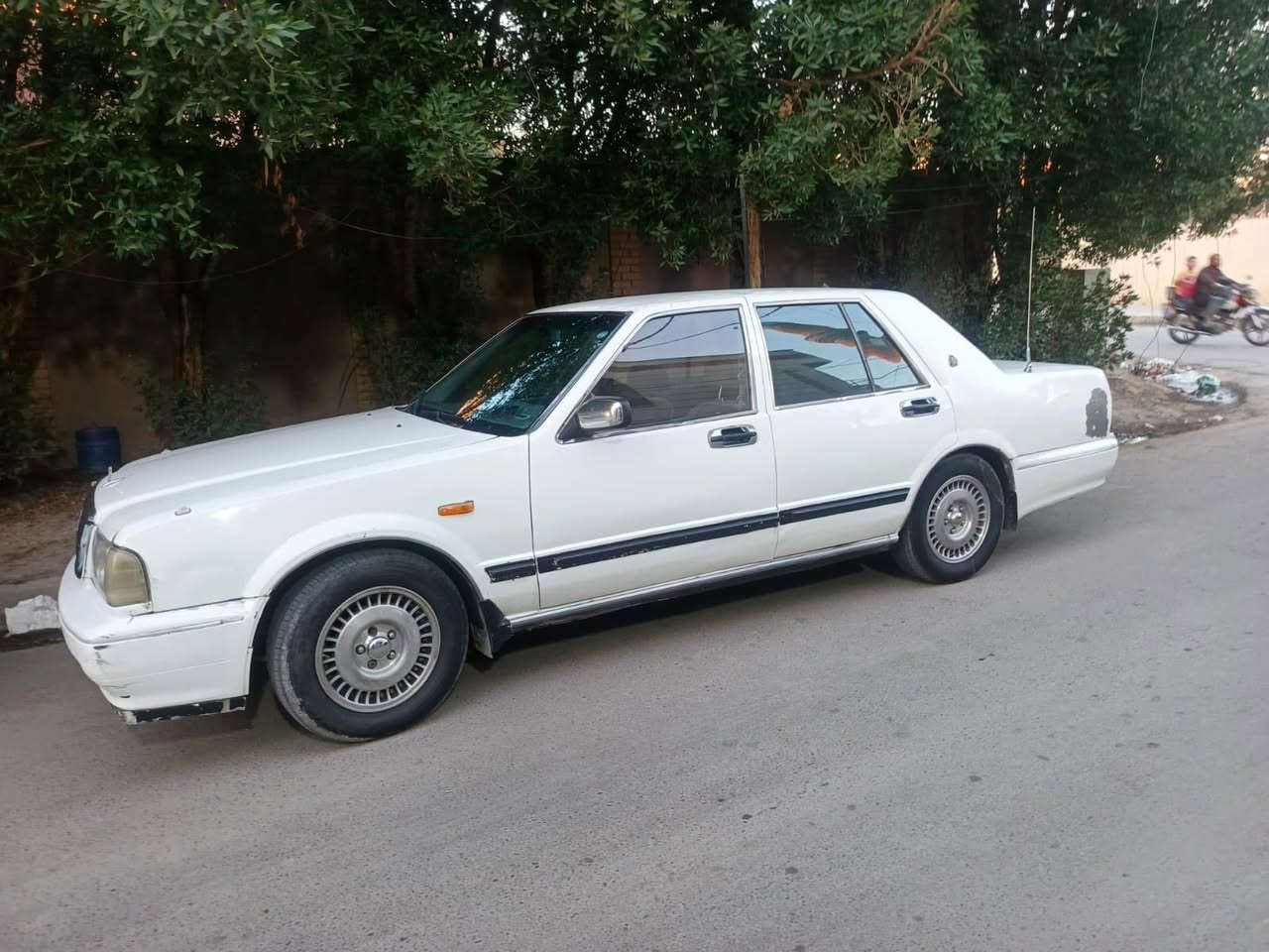 سلام عليكم نيسان سدرك رقم سليمانيه دولي بسمي تحويل موديل 2001 تبريد ثلاجه صدر تخم تاير محرك وكير مارك ونجي اوتماتيك كير دواخل كلش نظيفه بيع او مراوس بسياره 7 راكب مكانه بغداد الكراده الاتصال *********** سعره. 38 $
