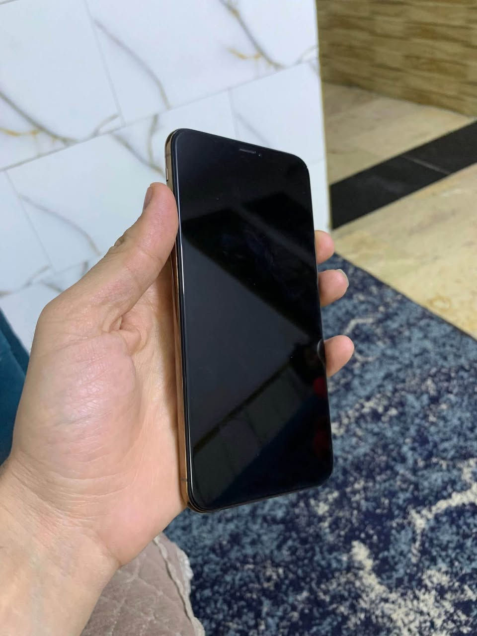 ايفون اكس ماكس تليفون جدا نضيف ذاكره 256 بطاريه 79 تليفون ممبدل أي شي بلادي فقط فيس أيدي يحتاج برمجه باقي تليفون كله شغال ونضيف نموذج M سعر 175 (مجال بسيطة جدا جدا) مكان بغداد الكرخ تليفون فقط بيع رقم ***********
