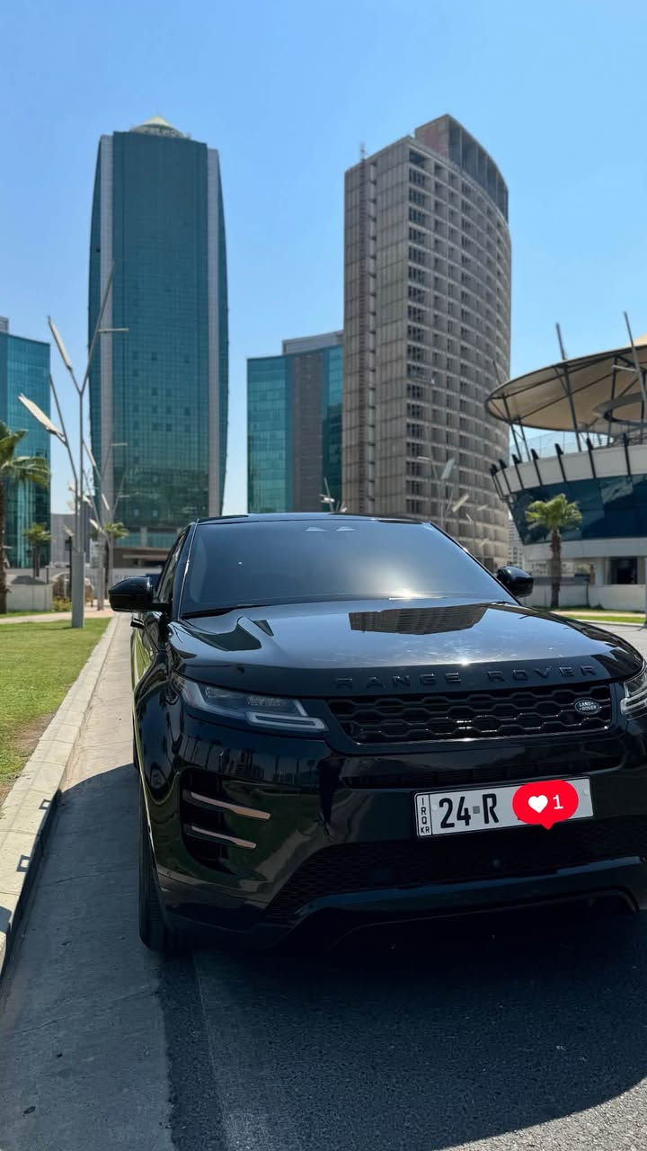 السلام عليكم
ملاحضة ماكو هيج سعر  وهيج جمال
للبيع رانج روفر ايفوك 2021 اسود وارد أمريكي 🇺🇸 حادث بيه فقط يارد شبر بل بنيد غيره كفاله رقم أدهوك باسمي تحويل مباشر   السياره جديده ميحتاج اله اي شي وأحلى من الصور بهواي تجي فول موصفات واحد على واحد فتحه بنراما بصمه بيبان وتشغيل صندوق كهرباء تحكم ستيرن قياده اليه تحديد مسار هيتر بأمري هيتر استيرن كشنات جلد كهربائي تدفاء تبريد حساسات داتو شو 5 كامرات السياره  اخوان يعجبك المنشور اتصل مايعجبك اعبره 
—————————————————————————
السعر المطلوب 21.500 الف وبيه مجال بسيط وماكو هيج نضافه وهيج سعر *********** 
العنوان بغداد جميله

