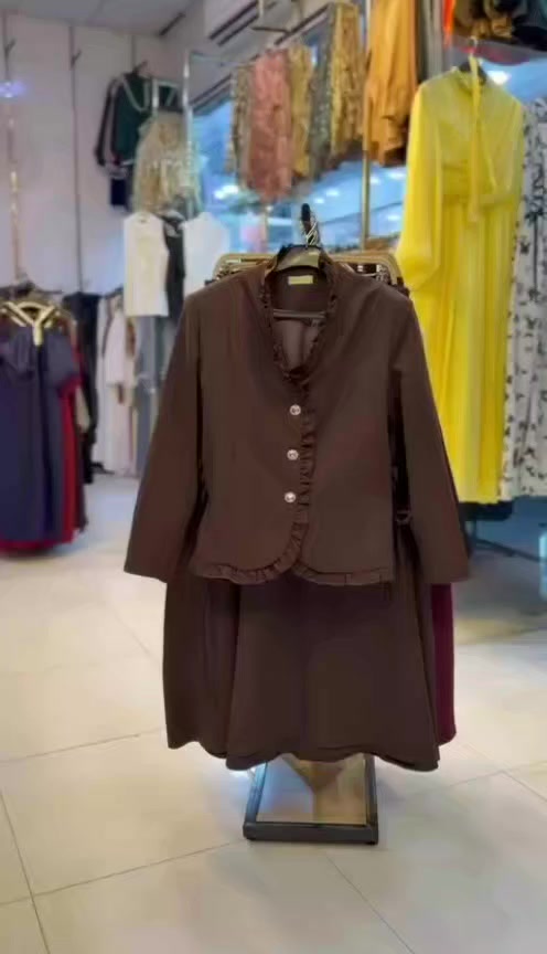 قميص مع تنورة❤‍🩹
السعر 32 الف فقط 

خامة دابل تركي مبطن

38-40-42-44-46-48


**إذا كنت صاحب هذا الإعلان وتريد حذفه لأي سبب، رجاءا أرسل رسالة إلى الدعم الفني**