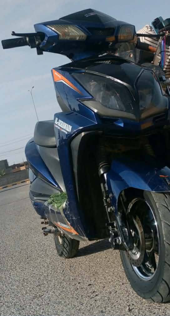 سلام عليكم.. عندي موطور ماكس شحن باتريات جدد يقرن 10ونص يرهم مراوس بهيوشه نضيف


**إذا كنت صاحب هذا الإعلان وتريد حذفه لأي سبب، رجاءا أرسل رسالة إلى الدعم الفني**