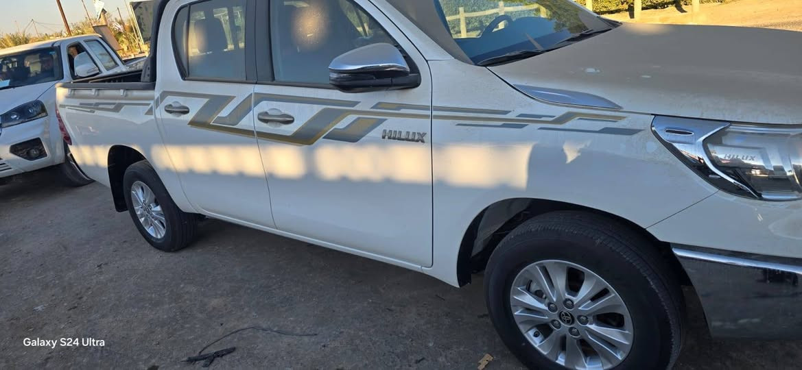 السلام عليكم هايلوكس 2025 بتراب الشركه كويتي الساير سويج فول السياره زيرو زيرو00000 بيع مستعجل سعر 3شدات وعشرين
 للاسفسار
‎***********
‎***********
***********
العنوان الديوانيه
