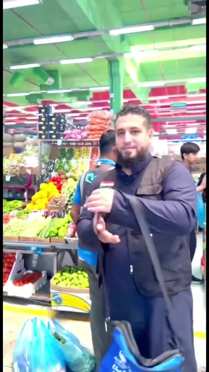 خدمة المعتمرين شرفٌ وسعادة وما أجمل أن نشارك في توزيع الفاكهة على ضيوف الرحمن في مكة المكرمة نسأل الله القبول والتوفيق

📌 العنوان مـوصل سوق الزهور فـرع كولدن مول داخل قيصـريـة رقـم (4) بـعـد كـولـدن مـول بـمـسـافـة 25 مـتـراََ بـإدارة الـحـاج عـلـي الـشـمـاع 

📱  ***********    واتساب 
📱  ***********    واتساب 
📱  ***********    واتساب 
📱  ***********    واتساب

#لنكن_جزءا_من_ذكرياتك_المقدسة 🕋✨
