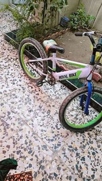 بيسكل البيع عنوان بغداد الشعب قرب مستشفئ الزهراء الاهلي السعر ٤٥ الاست...