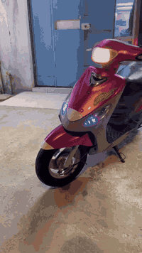 ماكس منغولي مفتوحه 55شغل اصلي كلج خلفي رياضي الدراجه شلعه ومعدل ماناقصه اي شي الدراجه كامله من كلشي كهربائيات كله شغاله السعر550 بيه مجال قليل ما متواجد عل فيس هذا رقمي ***********
