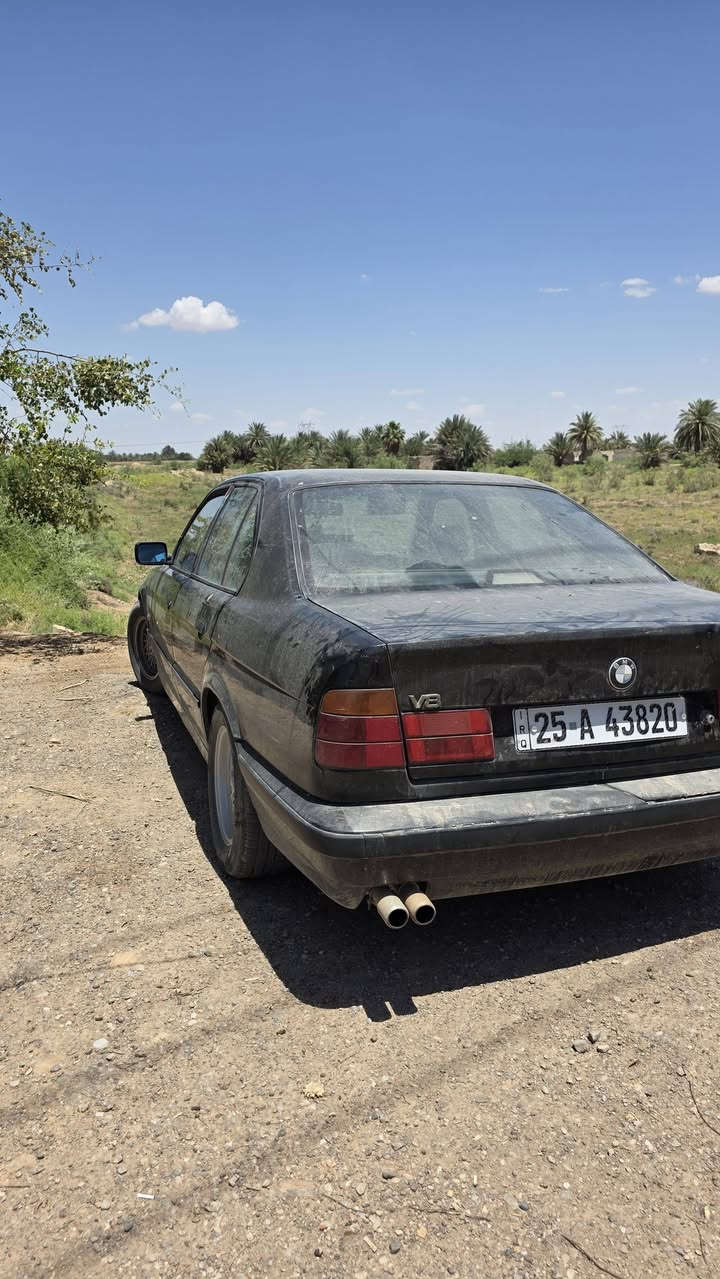 اخوان BMW اصل 520 بيها مكينه هيه وتفرعاتها مال 25 مسكر فانوس بسمي سنويه 29
تبريد شغال
كهربائياتها كلها شغاله فول 
كشنات جلد زلغ ما بيهن بطاين حلوه 
تخم تاير جديد
اي تفاصيل ثانيه ادخلي خاص وعيوني الك السعر 53 وبي مجال حك العمله والجيه مكانها بلخالص 🌹❤️‏‪***********‬‏
