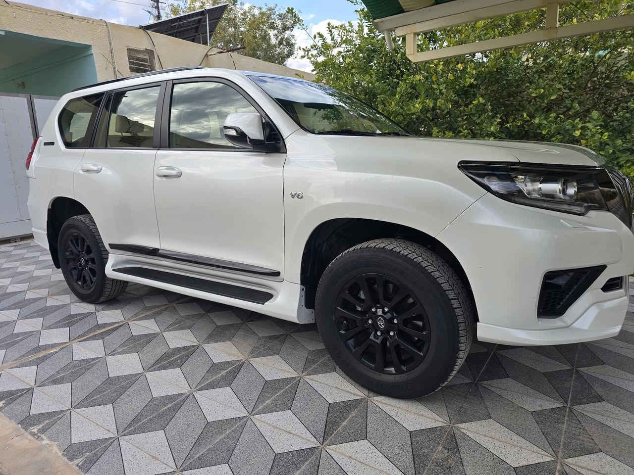 السلام عليكم
برادو 22 ساز vx مدنايت ادشن
رقم اربيل السياره كفاله عامه مطلقه ماشيه ٦١ الف 
فول مواصفات عنوانها صلاح الدين قضاء بلد
سعر العرض ٤٨٥ ( ٤ شدات و ٨٥ ورقه )
للأستفسار اكثر ***********
