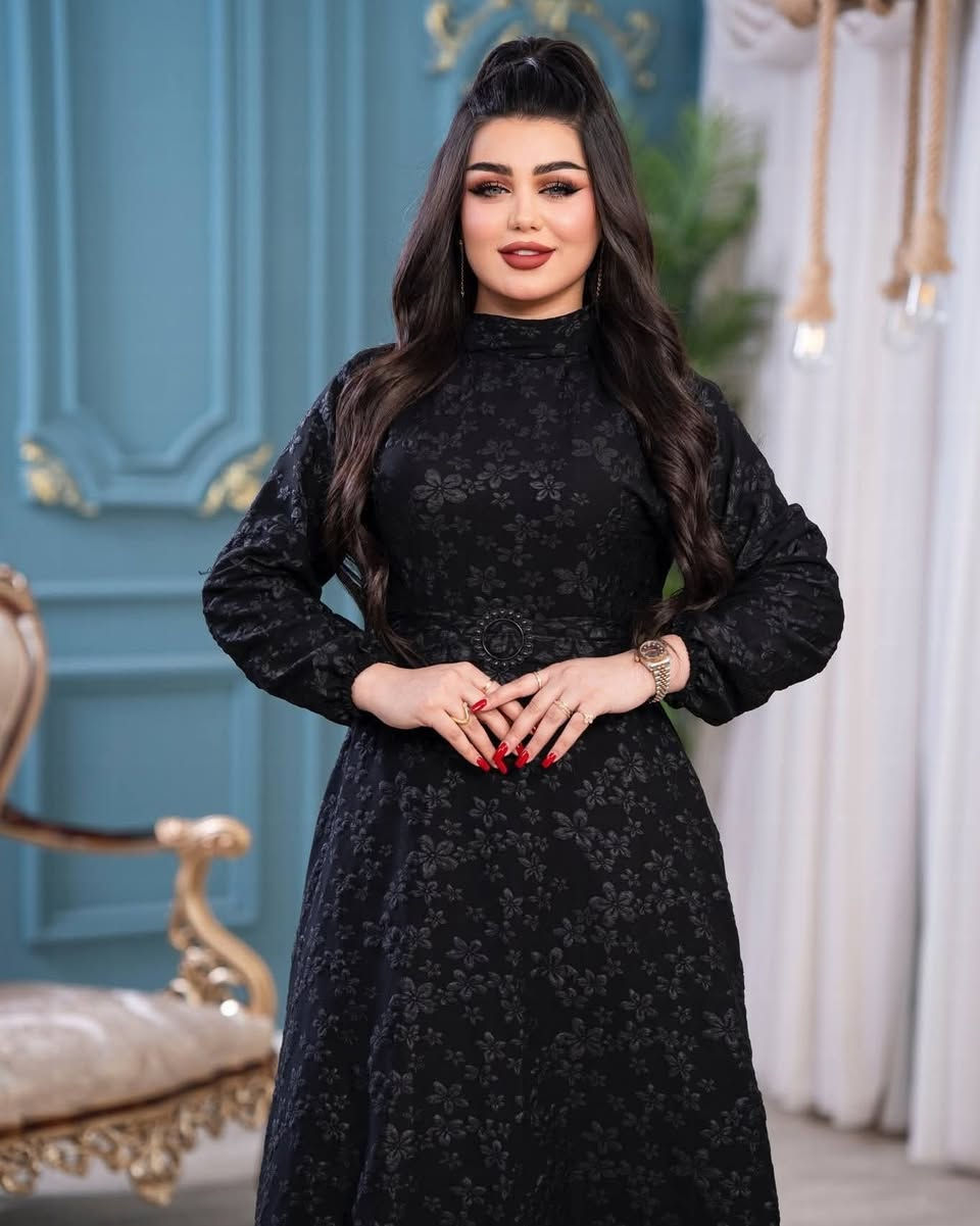 فستان نسائي ✨

خامة ستارة من اجود انواع الاقمشة سواد فاحم 🧵

فري سايز  لحد ٩٠ كيلو

السعر 20الف 
يتوفر لدينا خدمة توصيل جميع المحافظات3الاف


**إذا كنت صاحب هذا الإعلان وتريد حذفه لأي سبب، رجاءا أرسل رسالة إلى الدعم الفني**