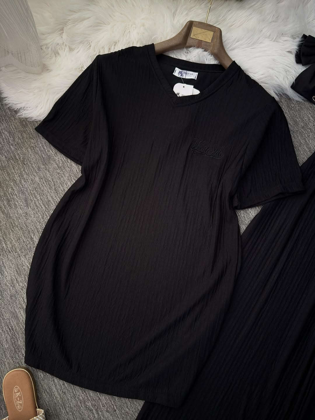 ⁨	تراك اسود 🖤
السعر 6
القياسات فري  38-40-42-44
للحجز 
  ***********  *********** *********** 

#ازياء_كتكوتة  #fashion  #البصرة #بغداد #العراق  ايران سوريه السعوديه الامارا ت love البحرين فلسطين الاردن ليبيا fashion المغرب مصر الجزائر الكويت عمان السودان explorer اليمن فاشن⁩
