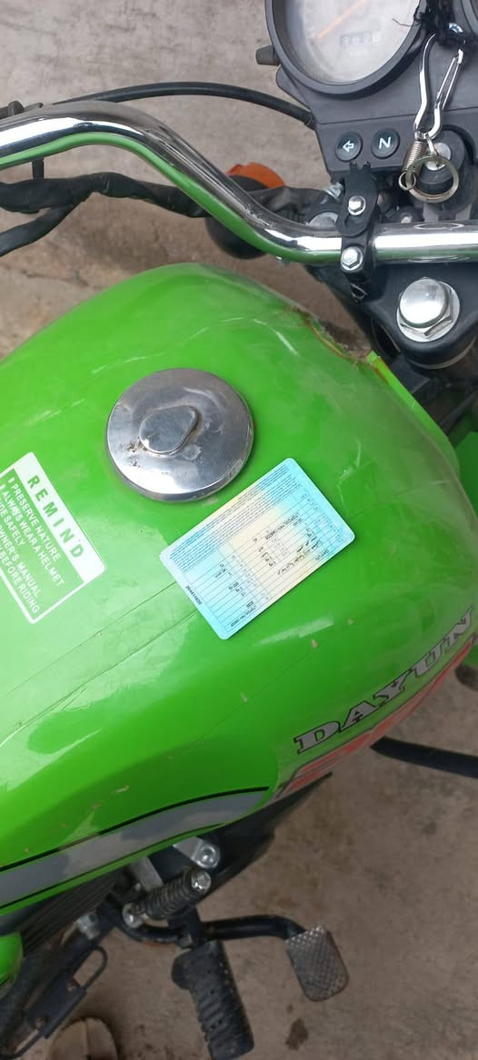 السلام عليكم دراجه دايون موديل 22 مرقم سنويه جديده تحويل مباشر مكينه كهربائيات كلها  شغاله السعر 1800 وبي مجال مكاني ديالى الخالص الله شاهد مكلف بل نشر شراي اتصل ***********
