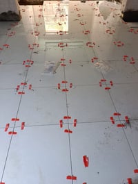 متفرغ حاليا ما عندي شيء المتر ب 5000 دينار تخفيضات 07779631555