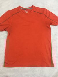 ماركه عالميه  من شامبيون  ‏لون مميز خامه ستن رياضي  نظافه ميه بلميه  ق...