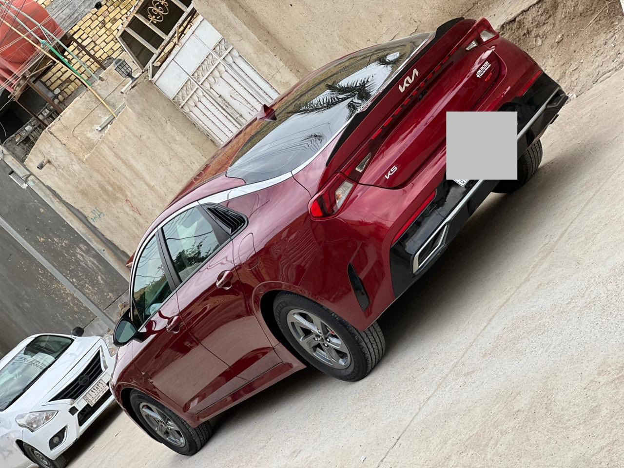 السلام عليكم شباب  
للبيع و المراوس : 
#KIA __K5__ 2023

وارد امريكي  حادثه بسيط كلش بدون أيرباك  موضح تقريرها بالصور والسونار مصلح تصليحها بارد فقط السيارة مكفولة من الصبغ والتبديل حتى دعامية امامية مرجعه بلاديه نفسها رقمها ذي قار حره الدولي تحويل ثاني يوم باسمك  مواصفاته حلوا بصمة تشغيل وابواب جنطة ذكية تفتح عند الاقتراب اربع انظمة قيادة نظام تحديد مسار قيادة ذاتي سايد بريك دگمة اوتو هولد رادارات جانبية وامامي بريك تلقائي وبعد بيه هواي مواصفات سيارة جاهزة مابيه اي نقص مكينة كير حدادية تخم تاير مابيه نقص برغي شرط رايده ب 170 وبيه مجال للشراي للتواصل رقمي 

***********
