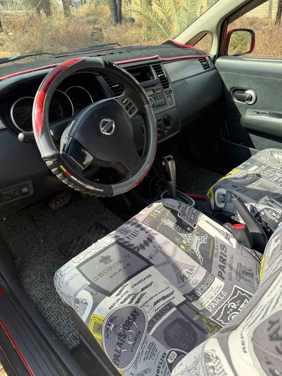 نيسان ڤيرسا موديل 2010 السياره بأسمي محرك وكير حاويه تخم تاير تبريد ثلج سياره جاهزة بيه بنيد وجاملغ مبدلات بدون داخل مكان سياره بلكوفه  شراي يتصل  علرقم *********** سعره ٦٥
