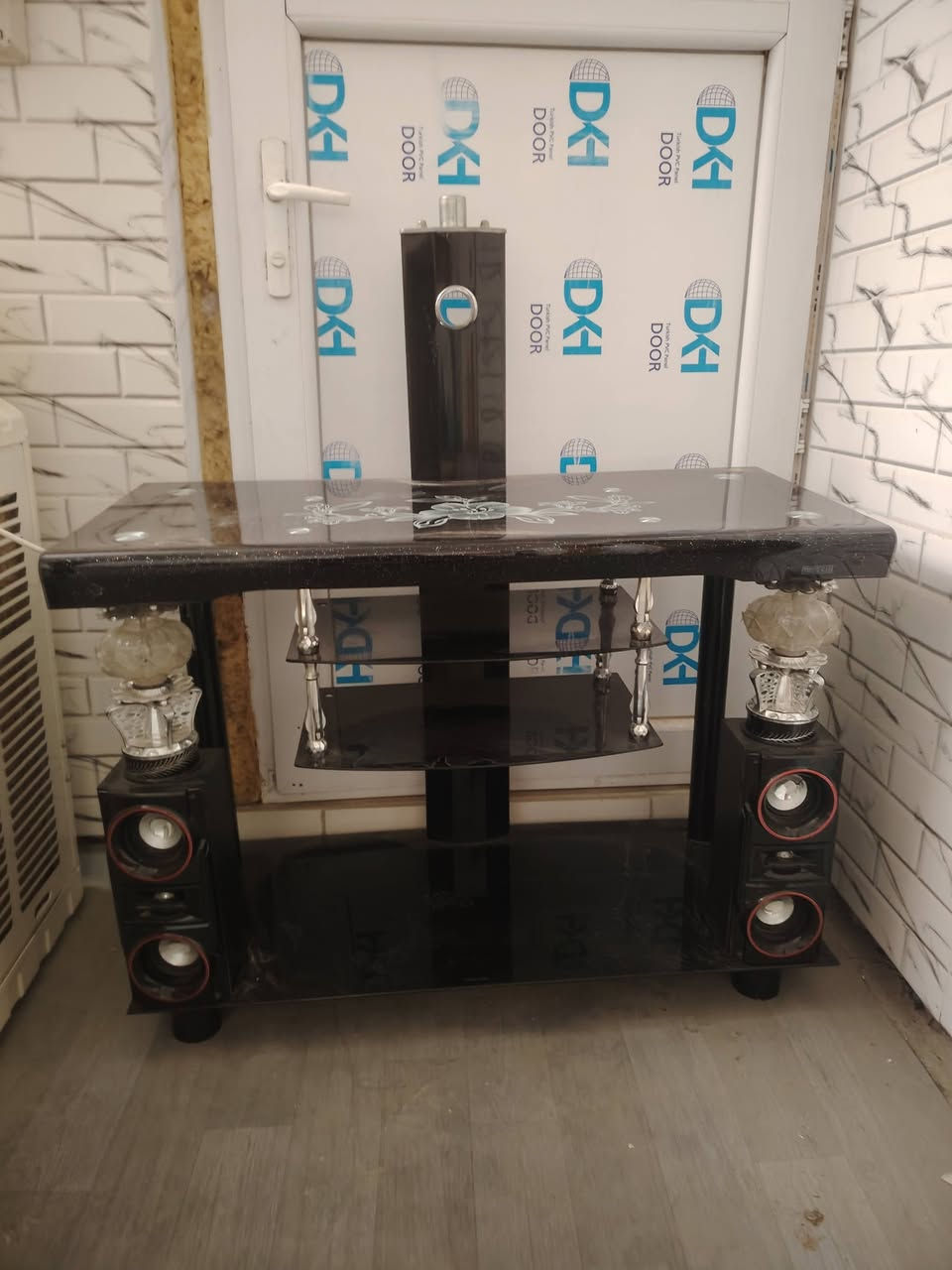 السلام عليكم مغسله جديده غير مستخدمه هيه الخلاط ب20ميز بلازمه كولش نضيف ب20 مشر ملابس ب20 المكان بابل مركز المدينه سيف سعد ***********
