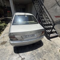 لانسر بومه موديل 2008 باسمي السياره  رقم بغداد حجم المكينه ١٣٠٠  مصبوغ...