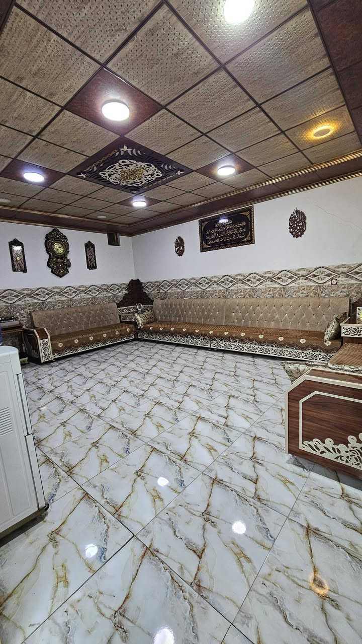 دار للبيع 🏠ملاين ثانيه بالبدايه 
 قرب جامع عز الدين حمودي
 مساحه 200 متر 
واجهه 11
طابقين 
6 غرف 
طابق الثاني بدون سقوف فقط
خدمات كامله

الاستفسار اتصل على الارقام التاليه
***********     
***********     

   #عقارات_البصمة_الملكية
#مقاولات_عامه_بناء_بالقساط  #بيع_وشراء_الدور_والاراضي
