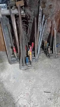 فخات للبيع للاستفسار الاتصال على ٠٧٨٢١٨٥٨١٥٣