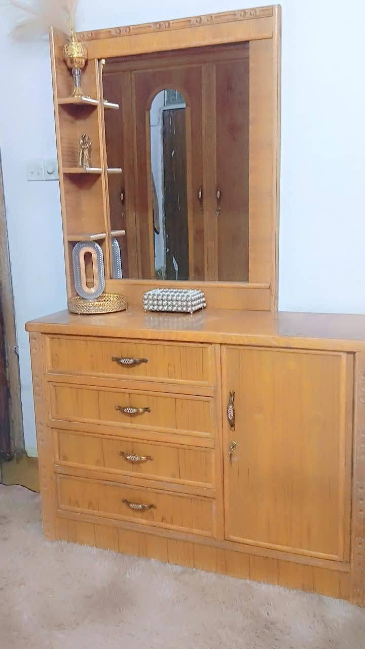 غرفه للبيع صاج عراقي جديده مستعجل على بيع واتساب ***********
