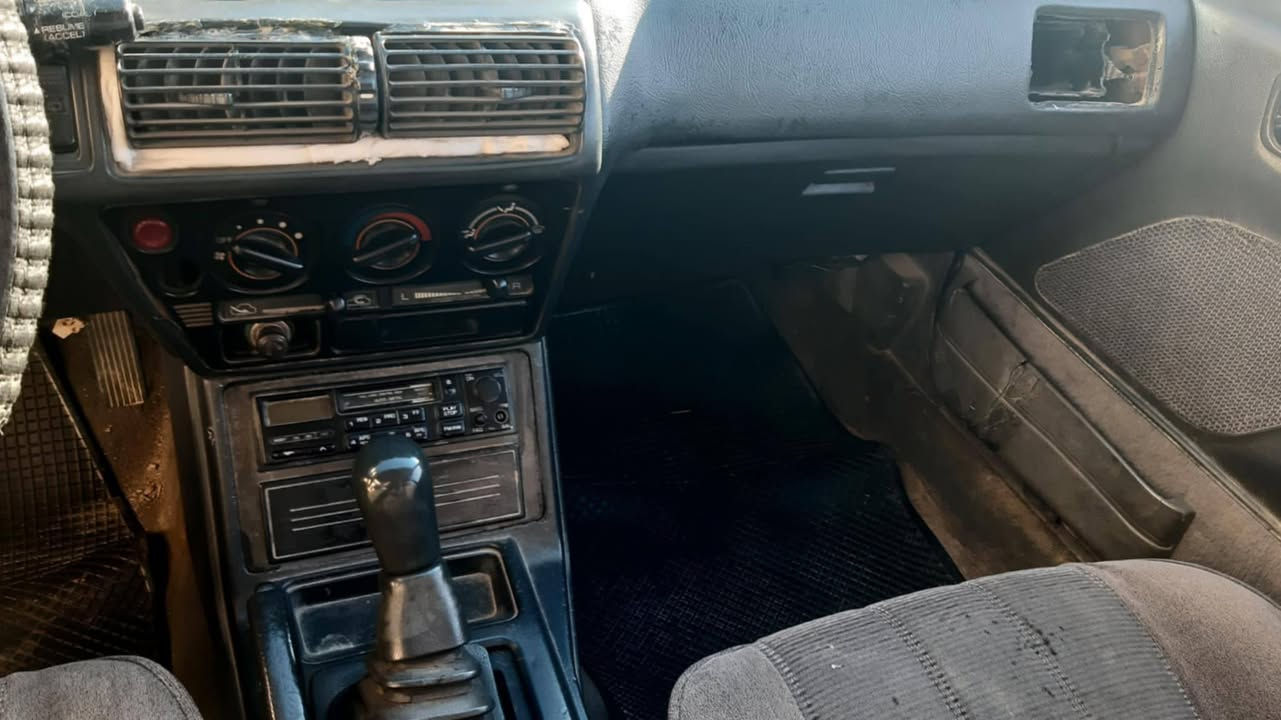 سييوشي كلنت موديل 89 كابون بانزين رقم انكليزي شرط الوكالة والتحويل السعر 25 $ وبي مجال بسيط للتواصل: ***********
