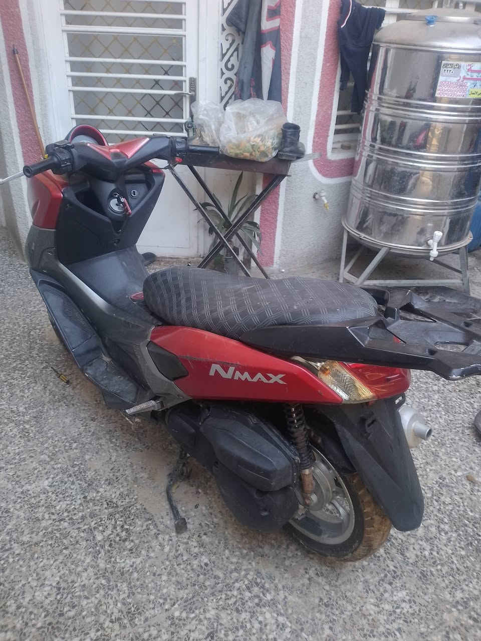 ان مكس لبيح نضيفه كفراته كامله اي كسر مابيه فقط امعلكه ولف علمن الدراجه ممفتوحه قبل اسعر 500 المكان الحسينيه قرب المرور ***********
