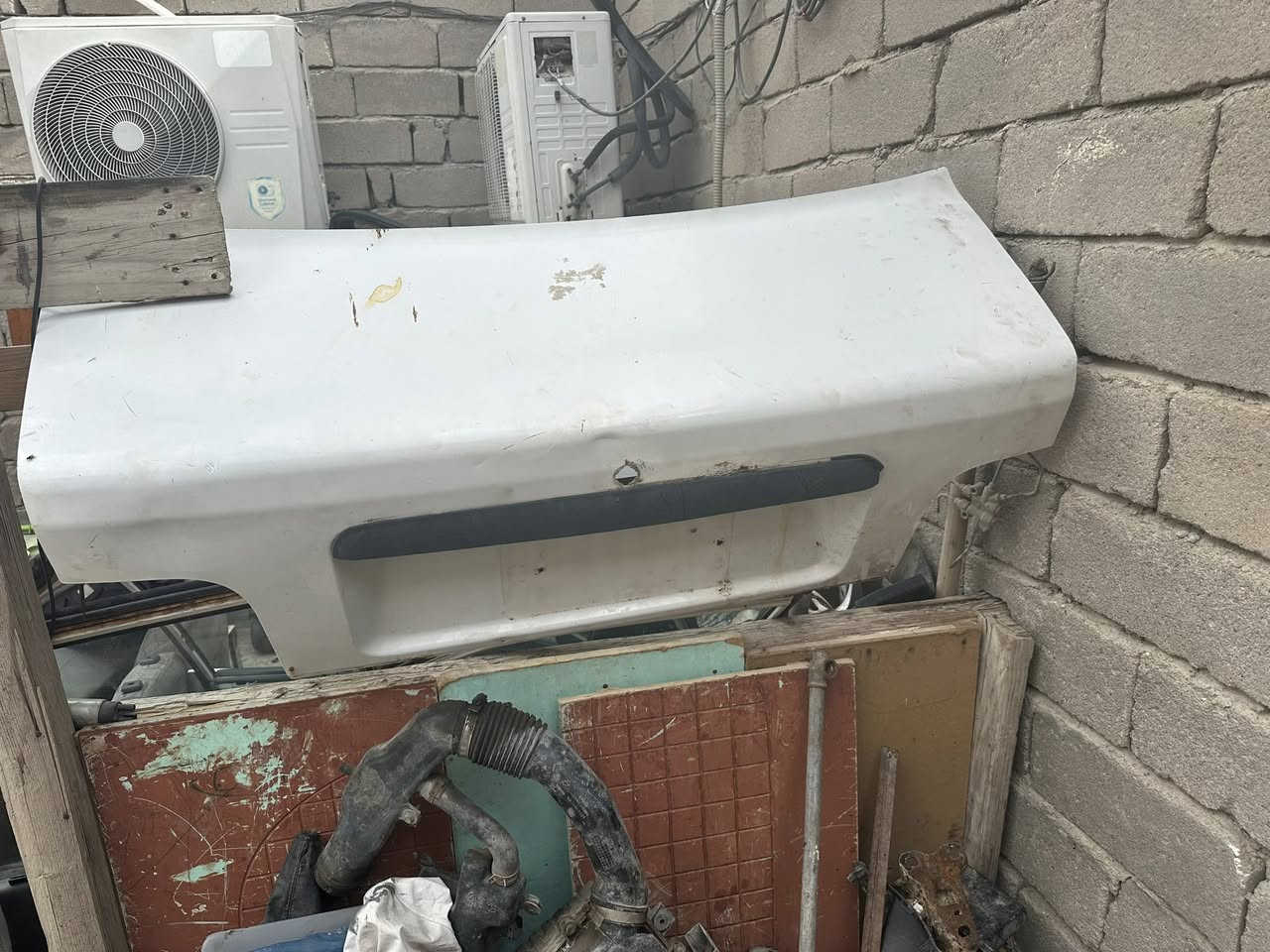 سلام عليكم من رخصت المدير الكروب غراض سايبه تفصخ وعندي غراض بيجو بارص مكينه وكير بارص شرط شنو تحتاج موجود بيبان بارص
جنطه بنيدتواير العنوان الزبير ***********
