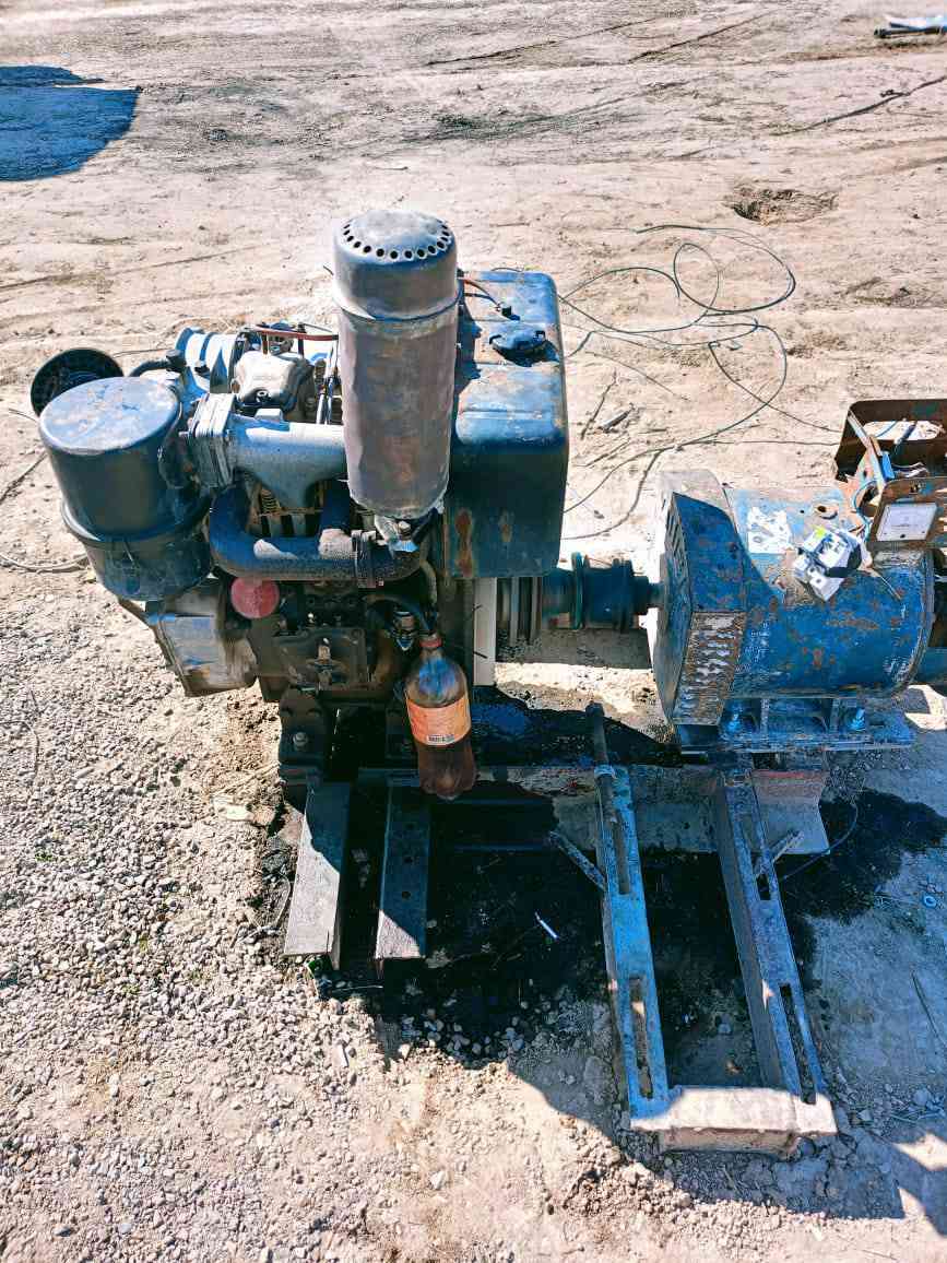 دويز بستميين تونسي مع دينمو 12 كي في 
يرهم كوبلن ويرهم قايش بمليون جاهز

***********
