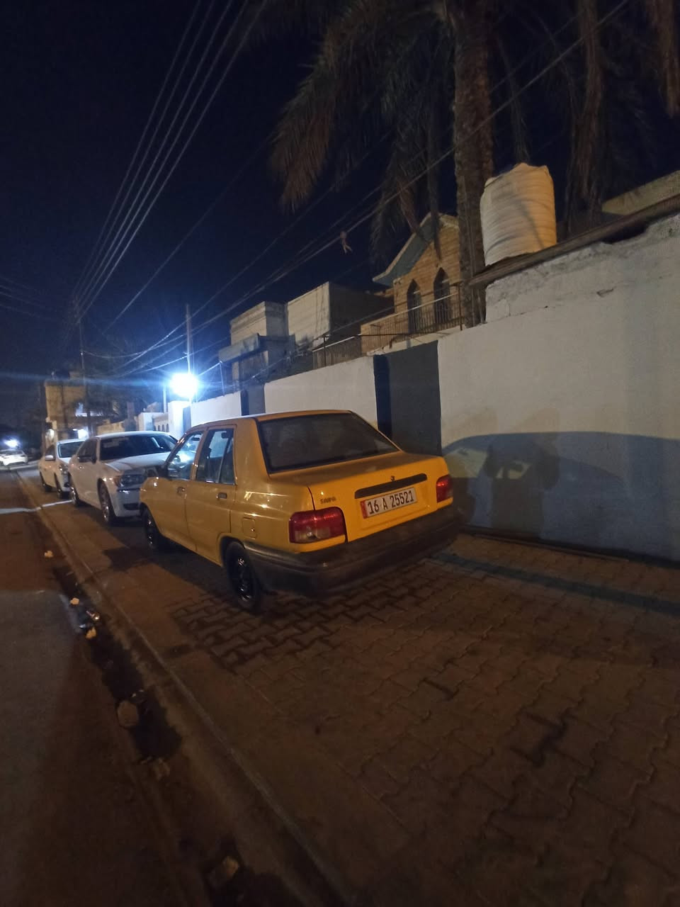 سلام عليكم سايبه للبيع موديل 2017كفاله عامه تخم تاير جديد كير مكينه مكفولات عنوان ديوانيه سعر 38اوبيه مجال بصيط ***********
