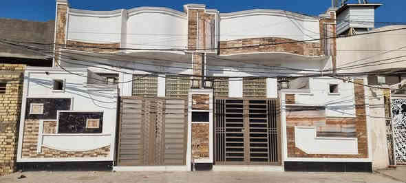 السلام عليكم
بيوت صفة نفس المساحة  للبيع 
المنطقة حي الغدير
على شارع عشرين 
المساحة ١٠٠م
الواجهة ٥م
للاستفسار يرجى الاتصال على الارقام التالية
***********
***********
مكتبنا ابو فاطمة حي الغدير اربع سايدات
