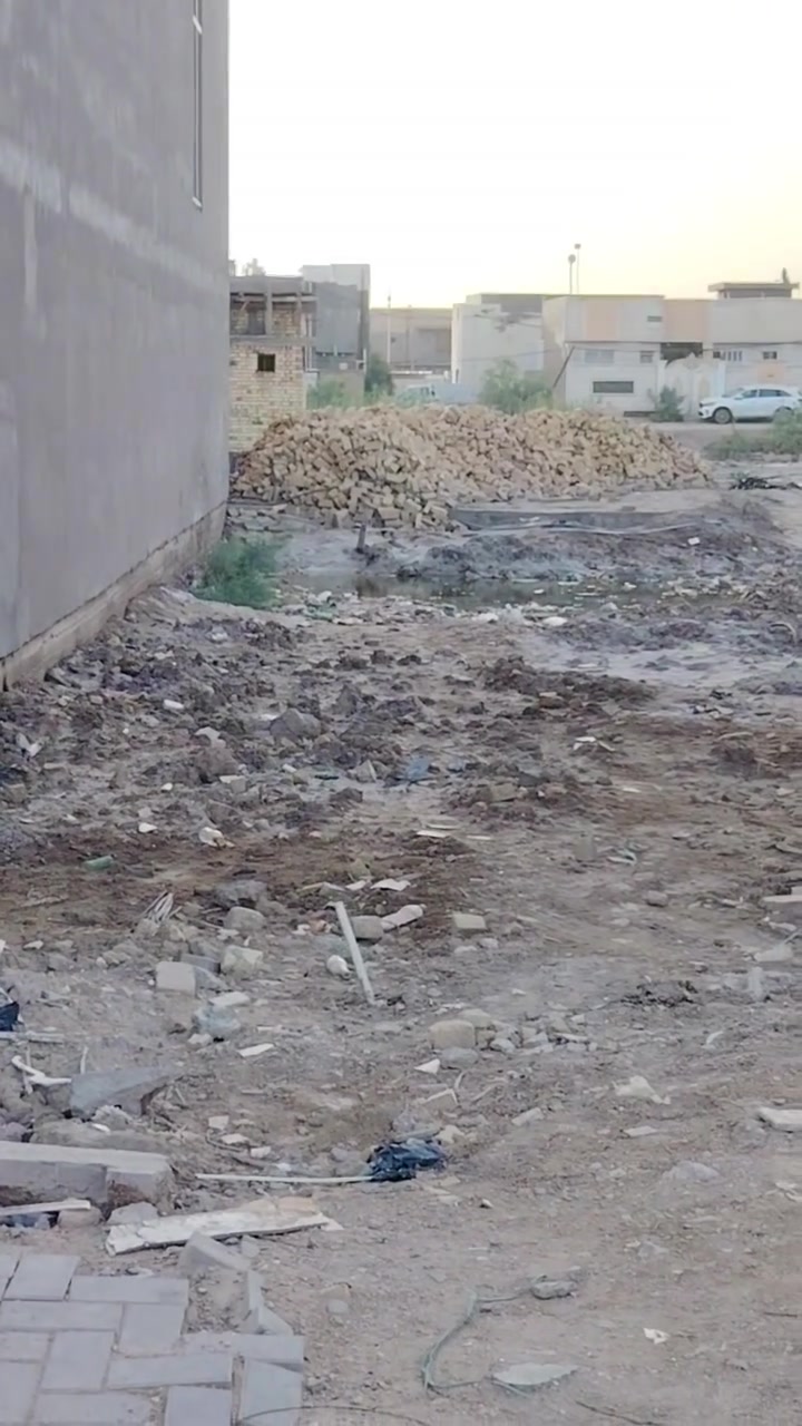 السلام عليكم ورحمة الله وبركاته
المكان حي النفط شارع الدكتور أحمد مطر
مكاتبه
أقرار محكمه
سند ٢٥
***********

