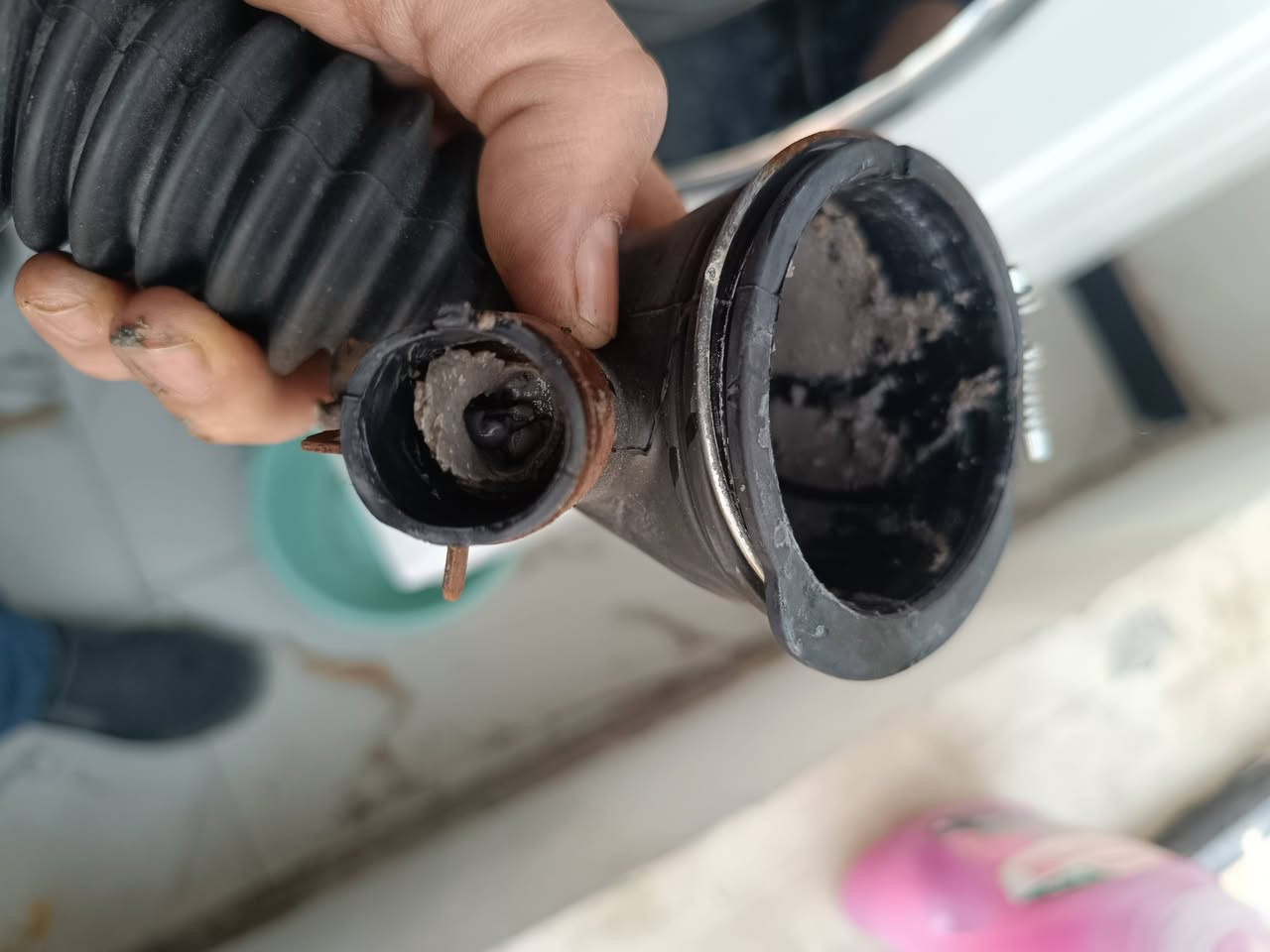 #المركزالهندسي للتبريد وصيانة الغسالات الفول اتوماتيك وغسالات الصحون جزء من اعمالنا اليوم في منطقه #اليرموك_حي_الداخليه
صيانه غساله ملابس نوع سامسونك8كيلو وتم حل مشكله عدم التصريف 

#وتتوفر_خدمه_الصيانه_الموقعيه_في_جميع_مناطق_بغداد
للطلب والاستفسار الاتصال على الارقام التاليه *********** واتس
*********** ابو فهد
