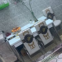 ميز طعام • ٦ كراسي • كراسي متعبة