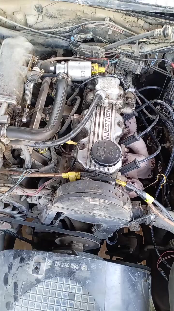 للبيع اوبل اوميكا رقم كربلاء 22 ورقه وبيها مجال رقم وتساب او اتصال *********** عنواني بغداد
