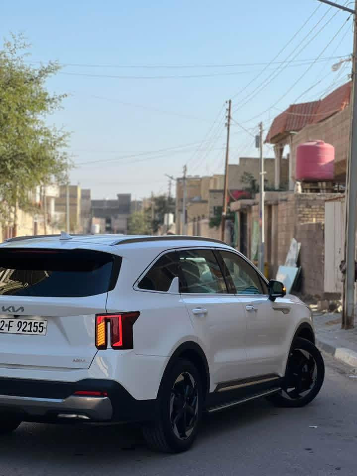 سورنتو 2024 فول موصفات أربع كامرات كشن جلد تدفاء تبريد راداره خلفي كشاف ضبابي دوس بلاد رقم أربيل ماشيه ٣٠ الف مكاني بصره ***********
