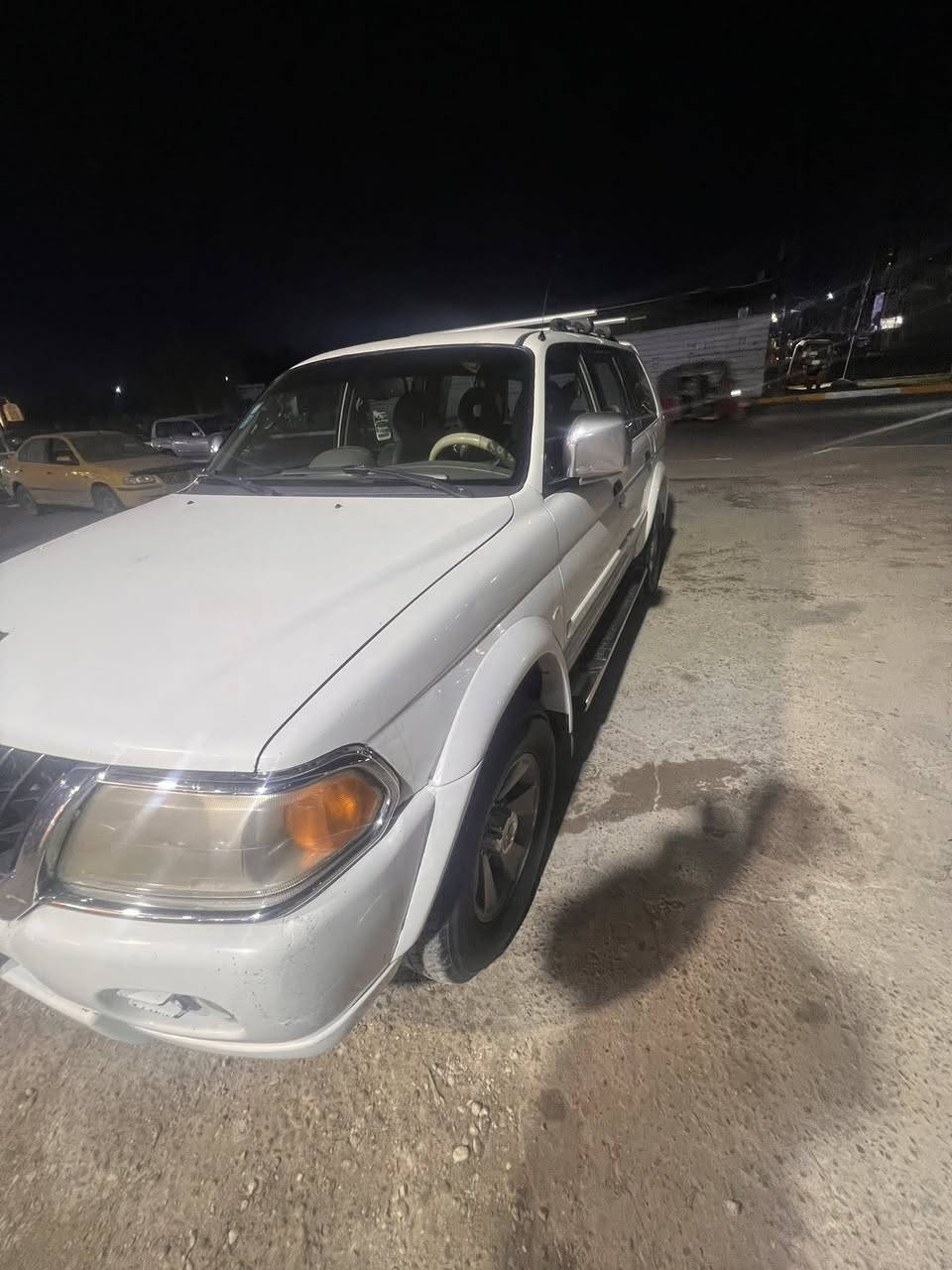 السلام عليكم
ناتيفيا موديل 2006 للبيع

مكفوله كفاله عامه
بيها منضومه غاز 

من صبغ من محرك من كير من معجون 

سياره نضيفه 

العنوان بغداد ام الكبر و الغزلانً

السعر ١٠٠ وبيها مجال 

***********
