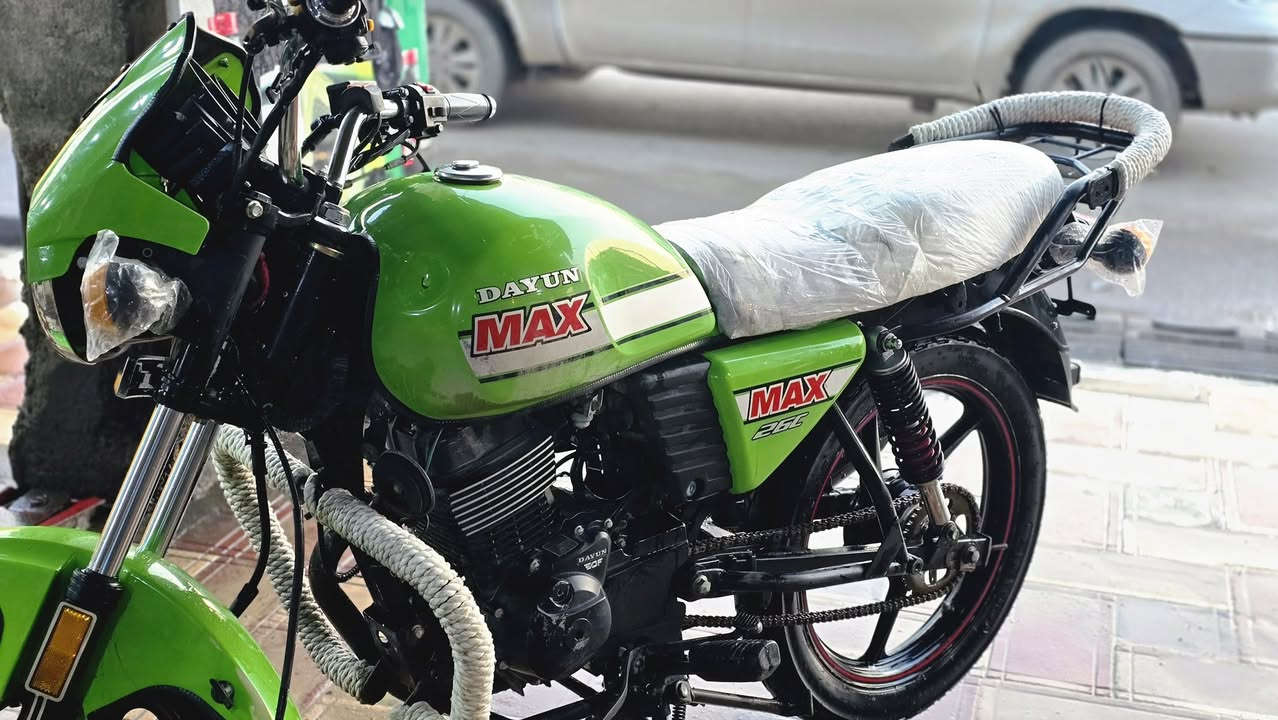 السلام عليكم اخوتي 🫡🫡
دايون موديل 23طالعه ب24 دراجه حلوه ونضيفه شوفت عينكم عوزها ترتيب شويه لان هاملها ما اطلع بيها مكاني ناصريه مركز صالحيه اوراق (سكنر) السعر مليون ونص وبيها مجال حك الجيه ***********
