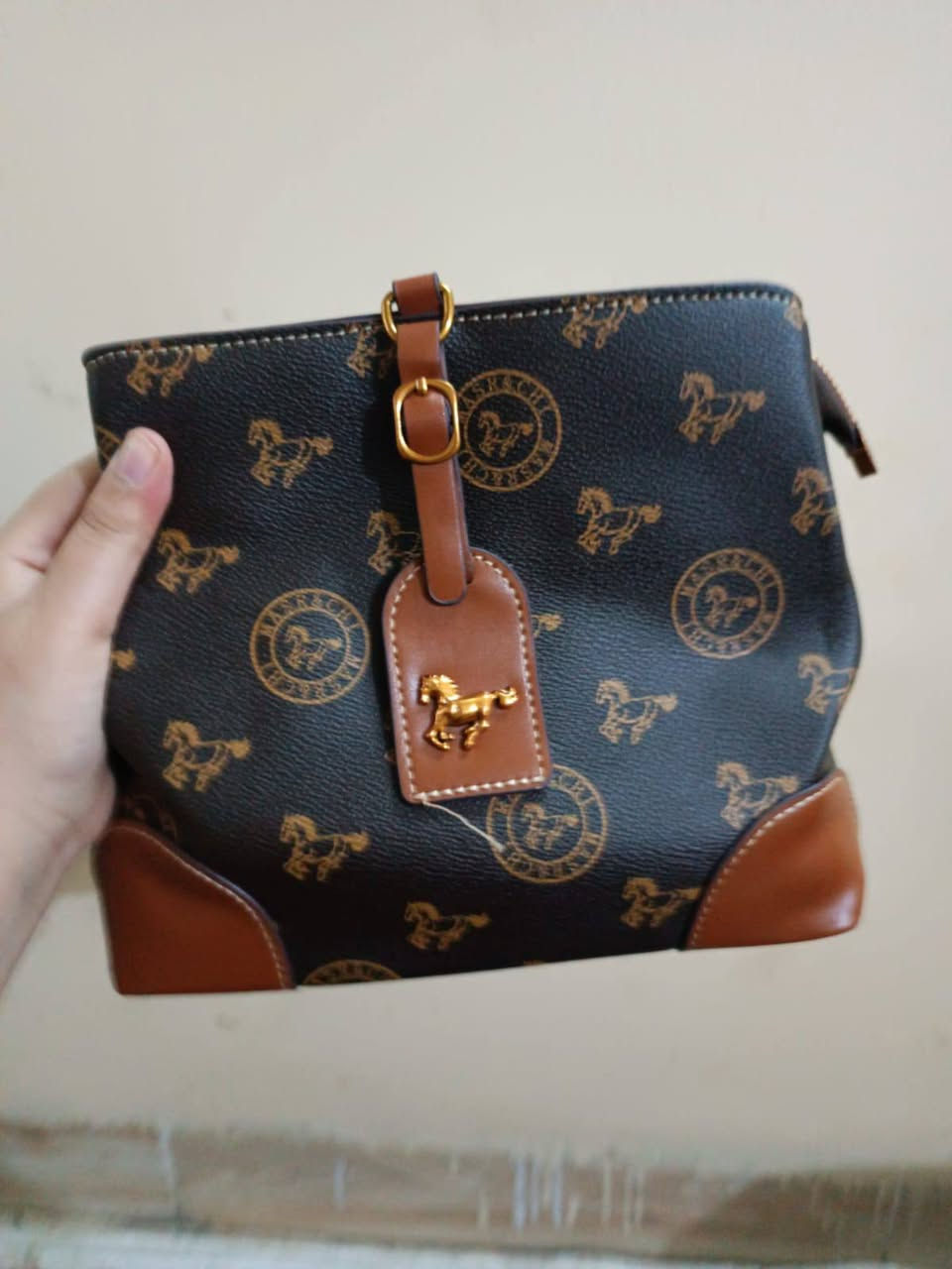 يلة حبايب لليرغبن  الماركات جنط أوربي ختم وكود


**إذا كنت صاحب هذا الإعلان وتريد حذفه لأي سبب، رجاءا أرسل رسالة إلى الدعم الفني**