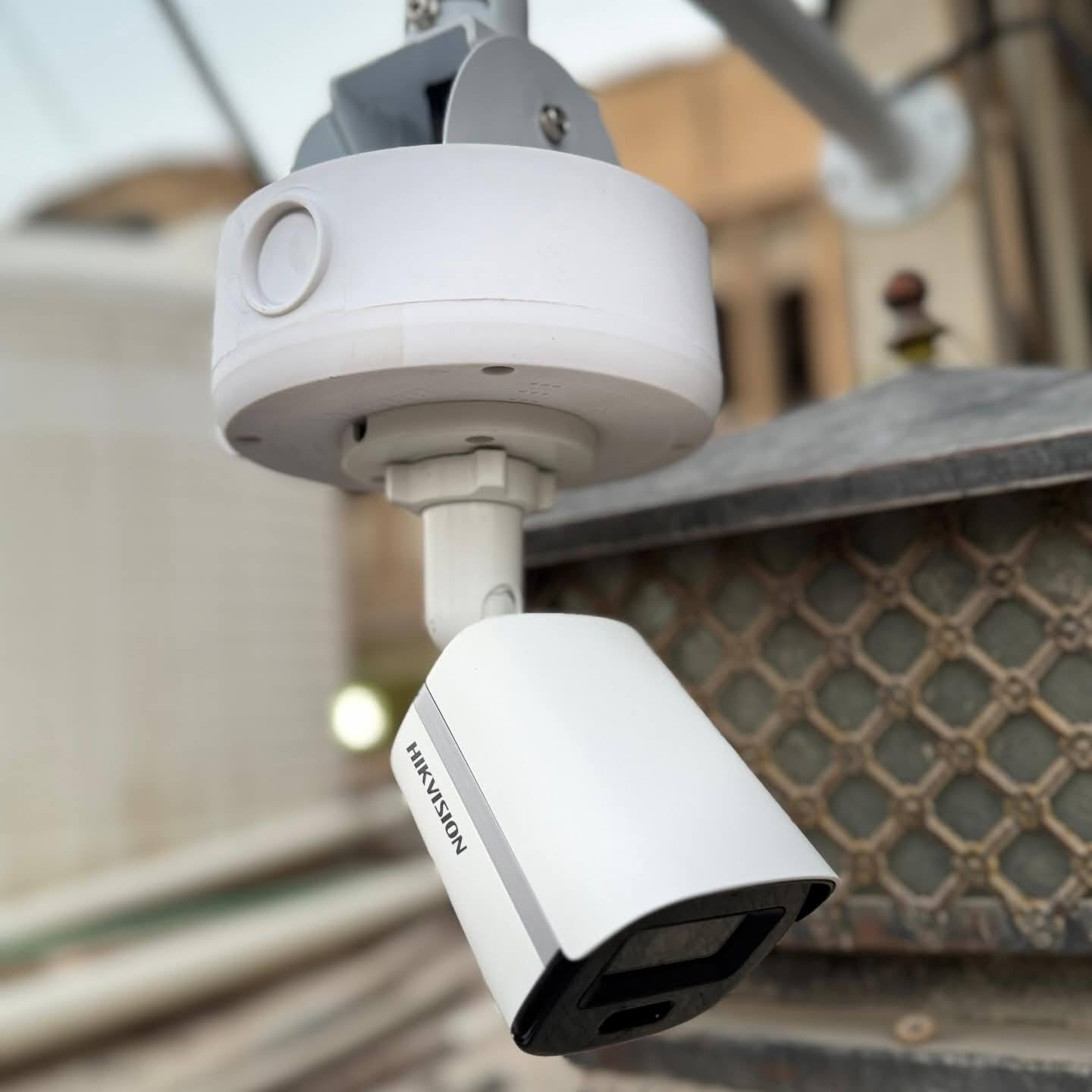 السلام عليكم تجهيز وتنصيب وصيانة كاميرات المراقبة الخاص مفتوح


**إذا كنت صاحب هذا الإعلان وتريد حذفه لأي سبب، رجاءا أرسل رسالة إلى الدعم الفني**