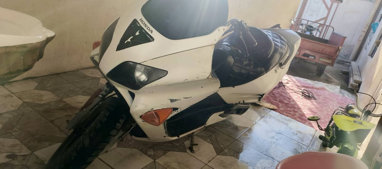 السلام عليكم فورزه صفر 6 معلكه ولف ب250وبيه مجال
البصره قضاء المدينه


**إذا كنت صاحب هذا الإعلان وتريد حذفه لأي سبب، رجاءا أرسل رسالة إلى الدعم الفني**