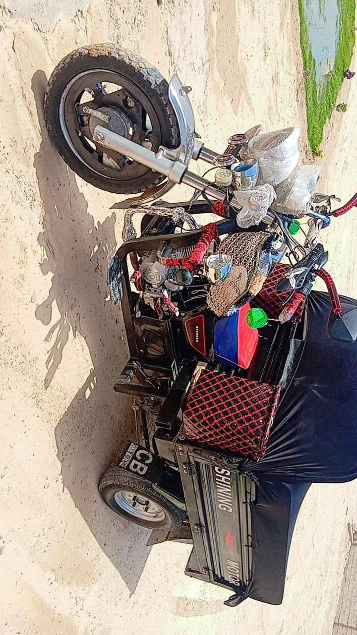 سلام عليكم ستوتة ام طير جمره لبيع رقم***********مؤديل21محرك23 أوراق كاملة ؤبليتهه بيهه نضافه فؤل شخط ما بيهه قطرت صبغ ما بيهه قطرت لحيم ما بيهه تخم تايرات جديد كله شقال سلف اشاير بكلايتات دشبؤل ما بيهه برقي نقص مدؤشمه ؤكامله مكان ديالى حمرين انتصل ؤتدلل 💯🩵
