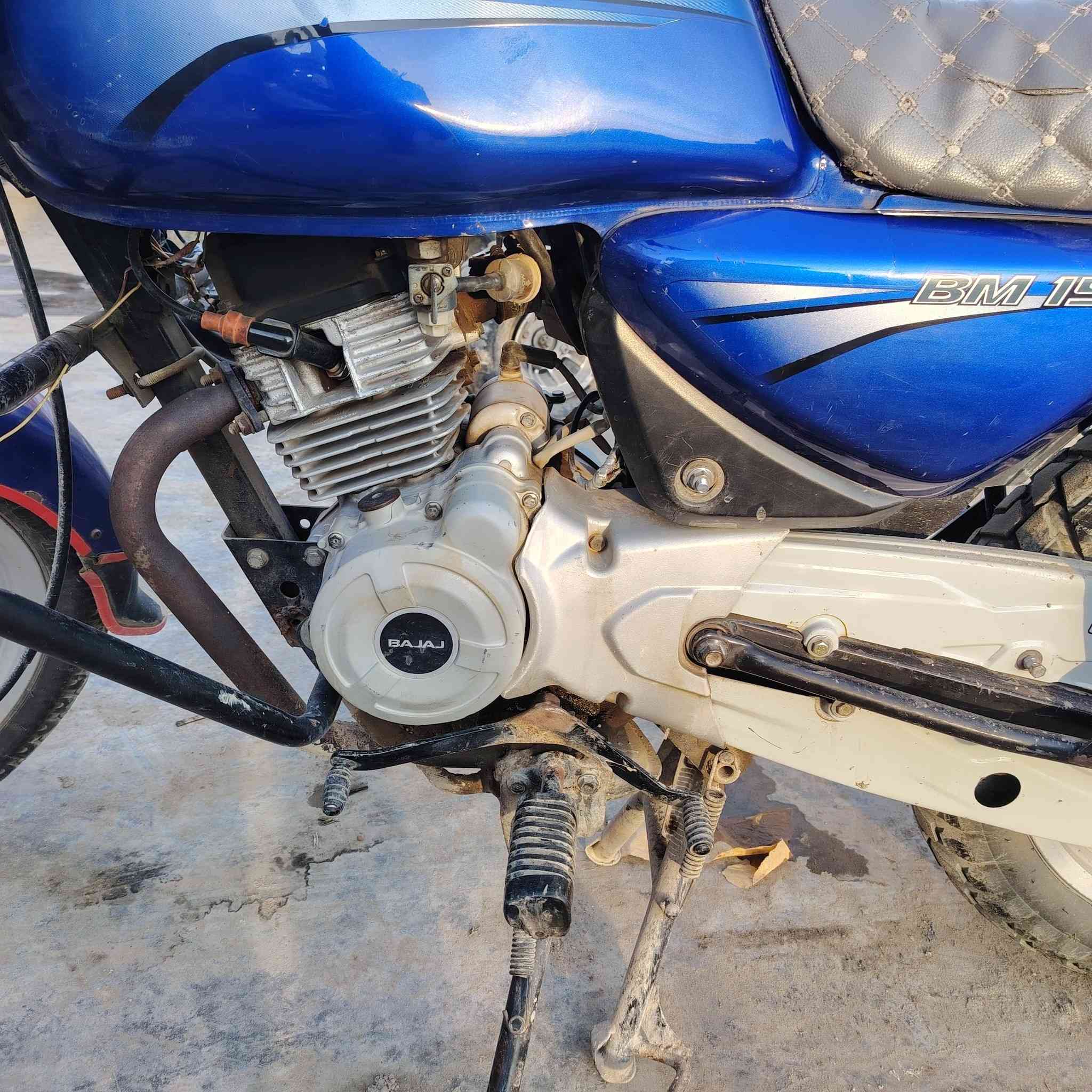 سلام عليكم شباب بوكسر لبيع نضيفه فول اربعه كير مكفوله كفاله عامه ما مشتغله دلفري  السعر 950 وبيها مجال رقم الهاتف *********** المكان بغداد التاجي
