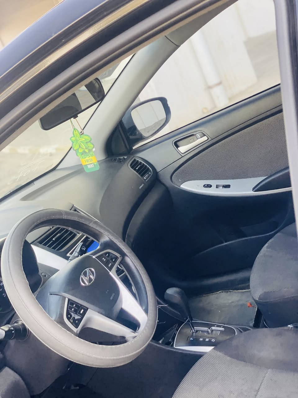 بسعر 13800 ✅كاش فقط اكسنت 2013 مسجله تسجيل حديت رقم‭0942976694‬ محرك 16 gti كتينه حديد محرك كنبيو صاله ربي يبارك خاليه من العيوب ❄️تكيففف ثلاجهه كربون موجود الاصلي بلكشف  ماشيه 120 كيلوخاليه من قص وقشره وجميع عيوب  دخليه نضبفه نص فل جميع مزايه وشكرا ✅ رقم‭0942976694


**إذا كنت صاحب هذا الإعلان وتريد حذفه لأي سبب، رجاءا أرسل رسالة إلى الدعم الفني**