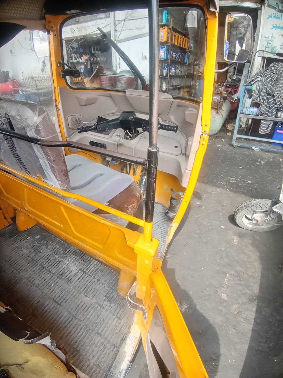 سلام عليكم تكتك مديل ٢١ مكفوله صبغ وظربه بس هاي المشر عليها تحويل كبل، السعر ٧ //***********
